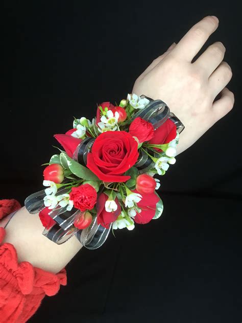 amazon corsage|where to buy wrist corsage.